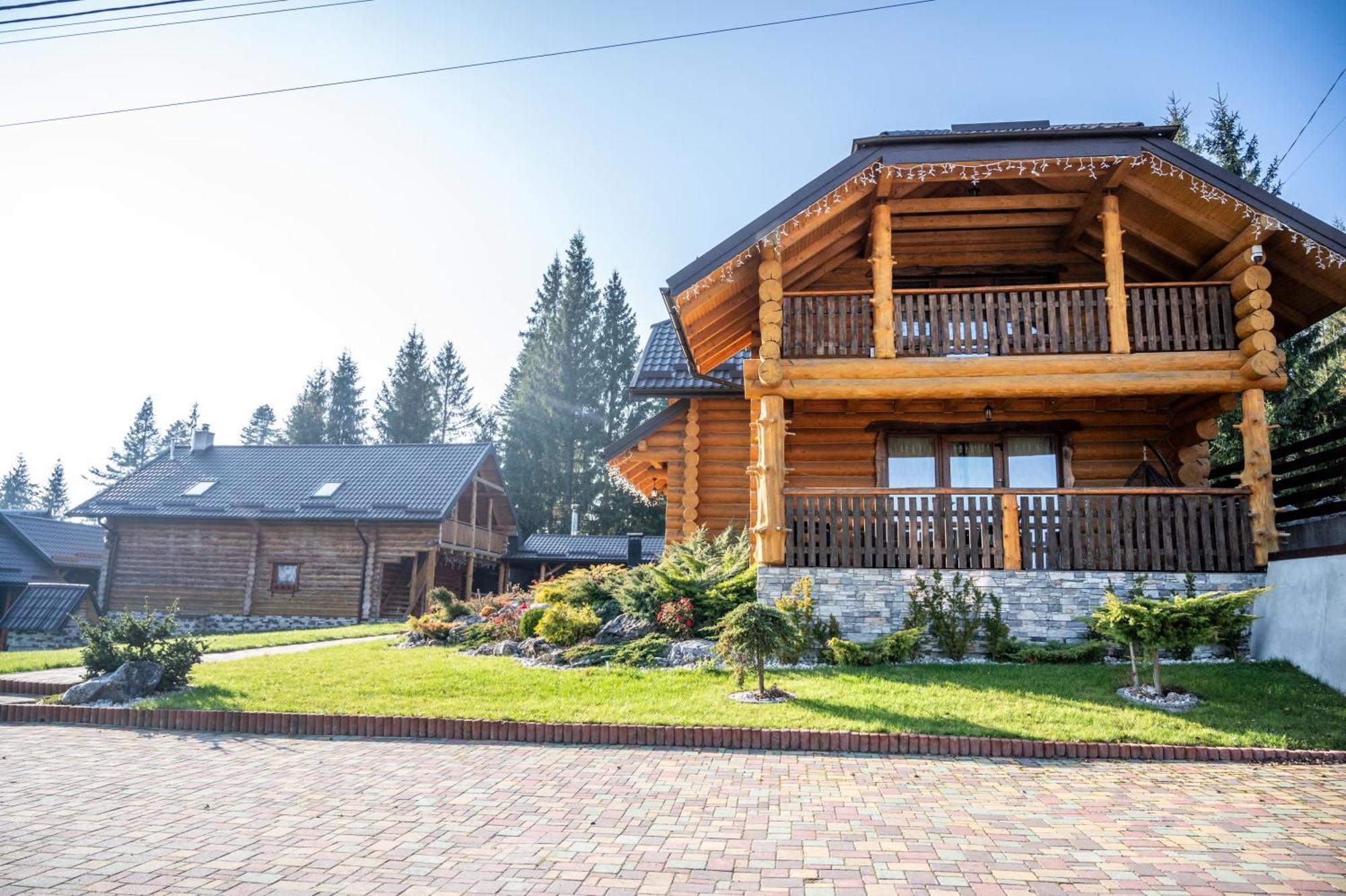 Kisva Hotel Yablunytsya Bagian luar foto