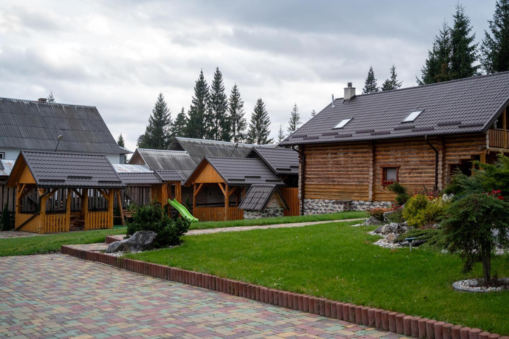 Kisva Hotel Yablunytsya Bagian luar foto